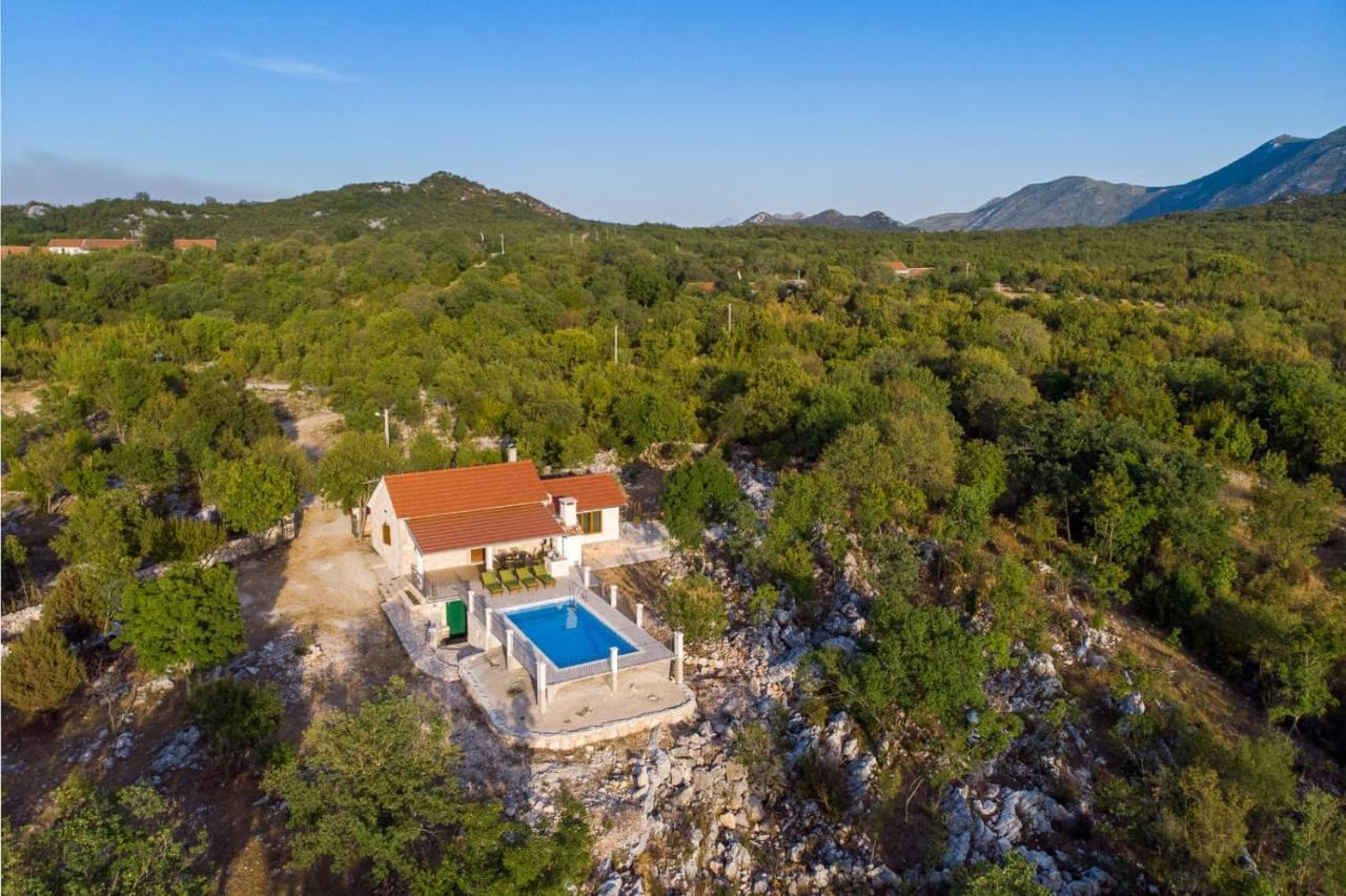 Villa Menalo ネウム エクステリア 写真